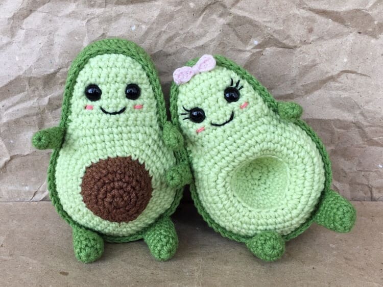 PATRÓN GRATIS DE AGUACATE AMIGURUMI paso a paso en español Crochetisimo