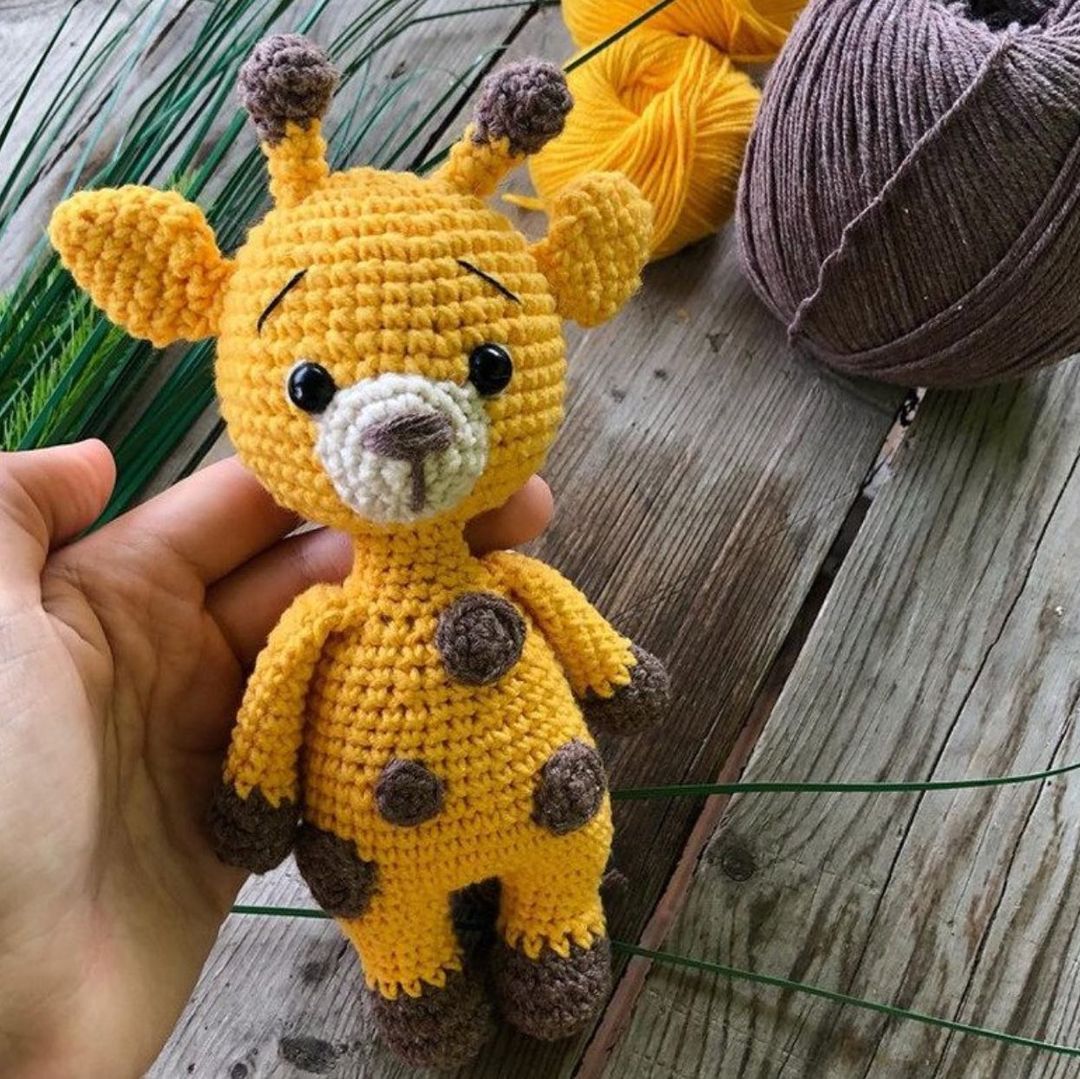PATRÓN GRATIS Jirafa Amigurumi paso a paso