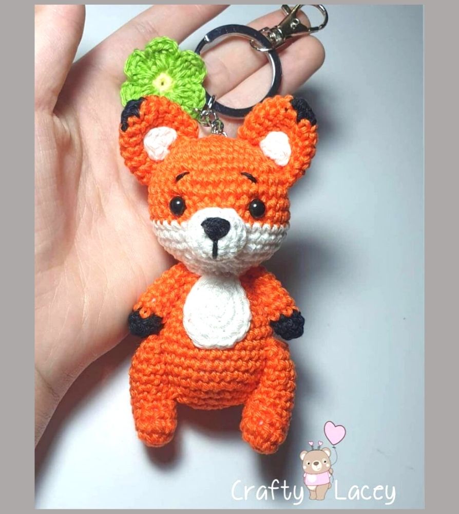 PATRÓN GRATIS Zorro Llavero Amigurumi paso a paso