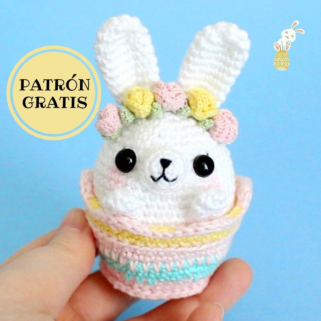 PATRÓN GRATIS Conejito de Pascua en  canasta Amigurumi