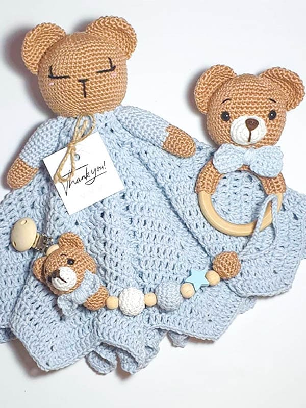 PATRÓN GRATIS Precioso conjunto Amigurumi de bebé recién nacido