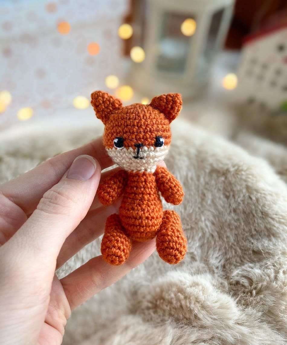 PATRÓN GRATIS Mini zorro amigurumi paso a paso