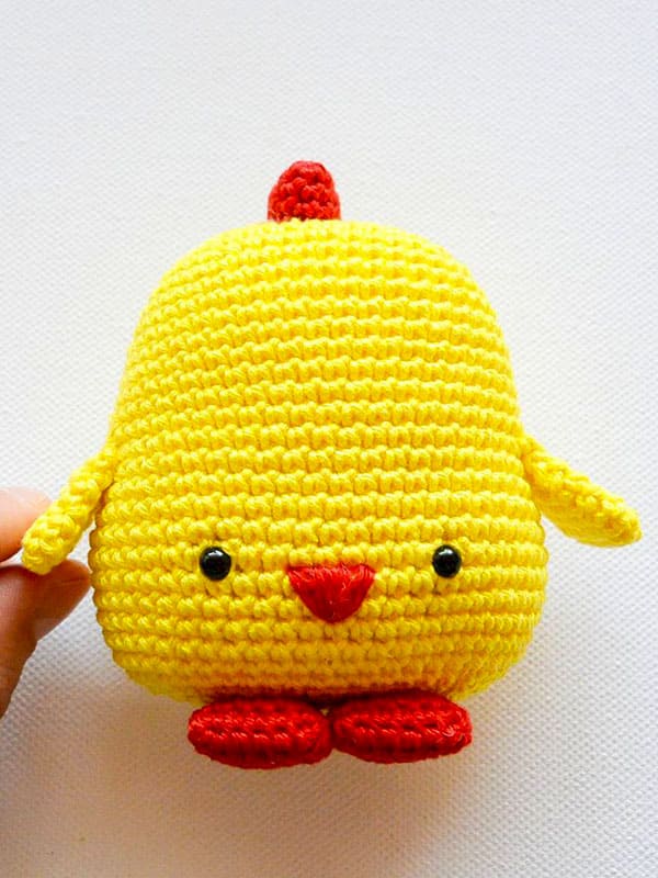 Pollito Realizado En Técnica De Crochet Amigurumi Con Los Colores
