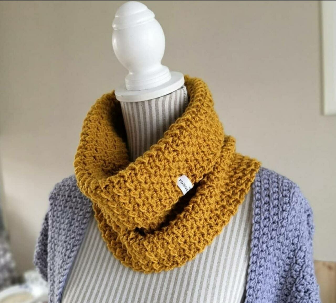 PATRÓN GRATIS Bufanda Circular a Crochet Fácil para Principiantes