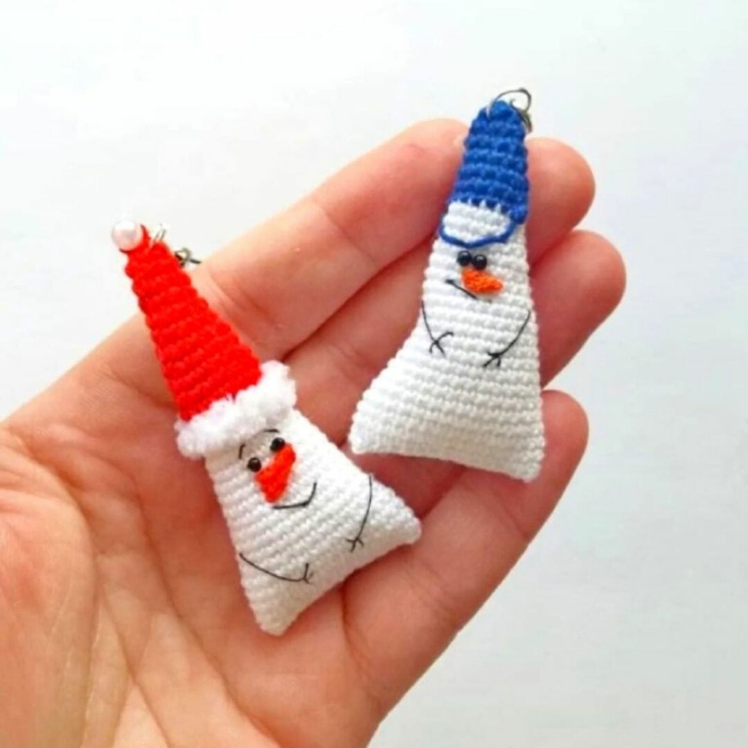 PATRÓN GRATIS Linda pareja de Muñecos de Nieve