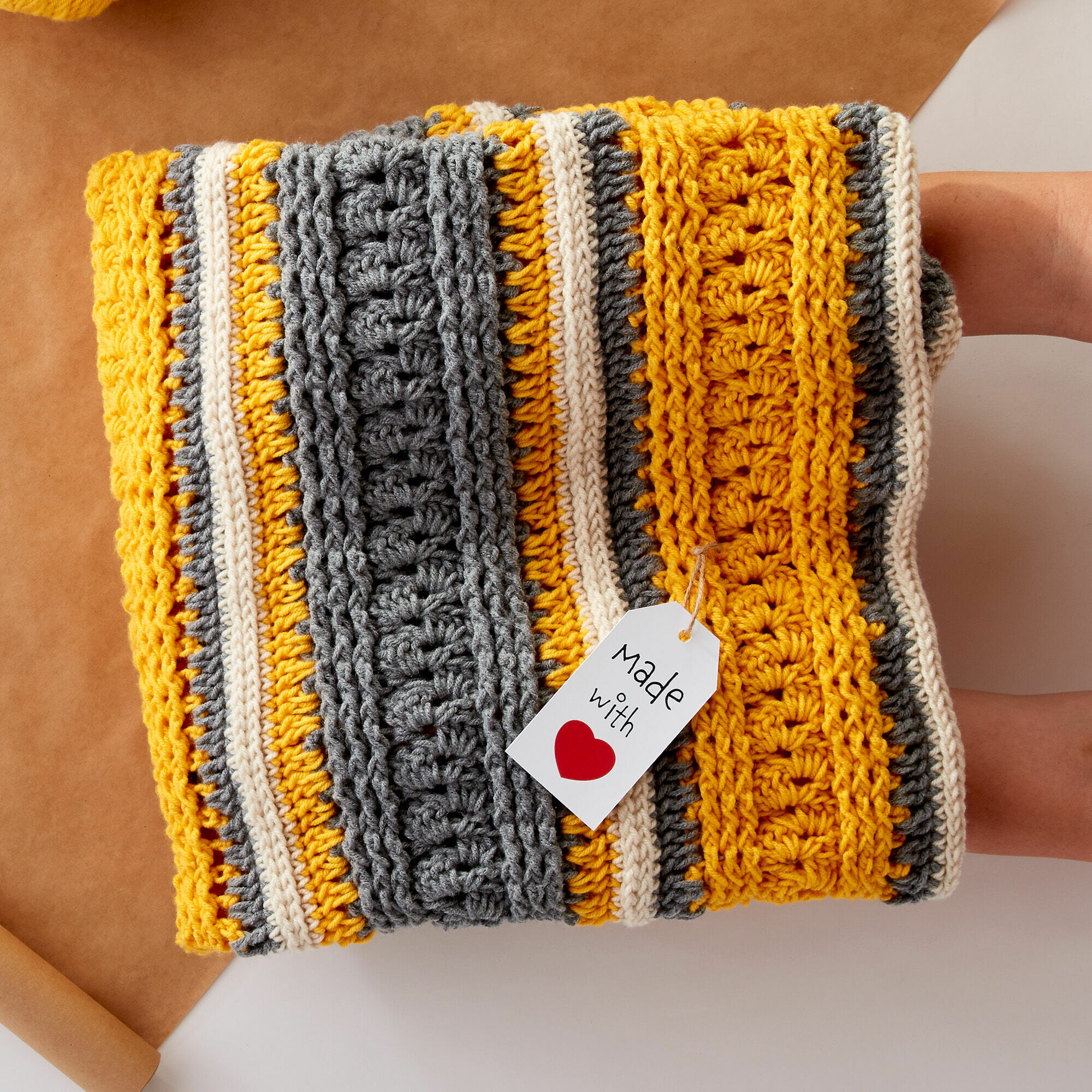 PATRÓN GRATIS Manta Lapghan en Crochet