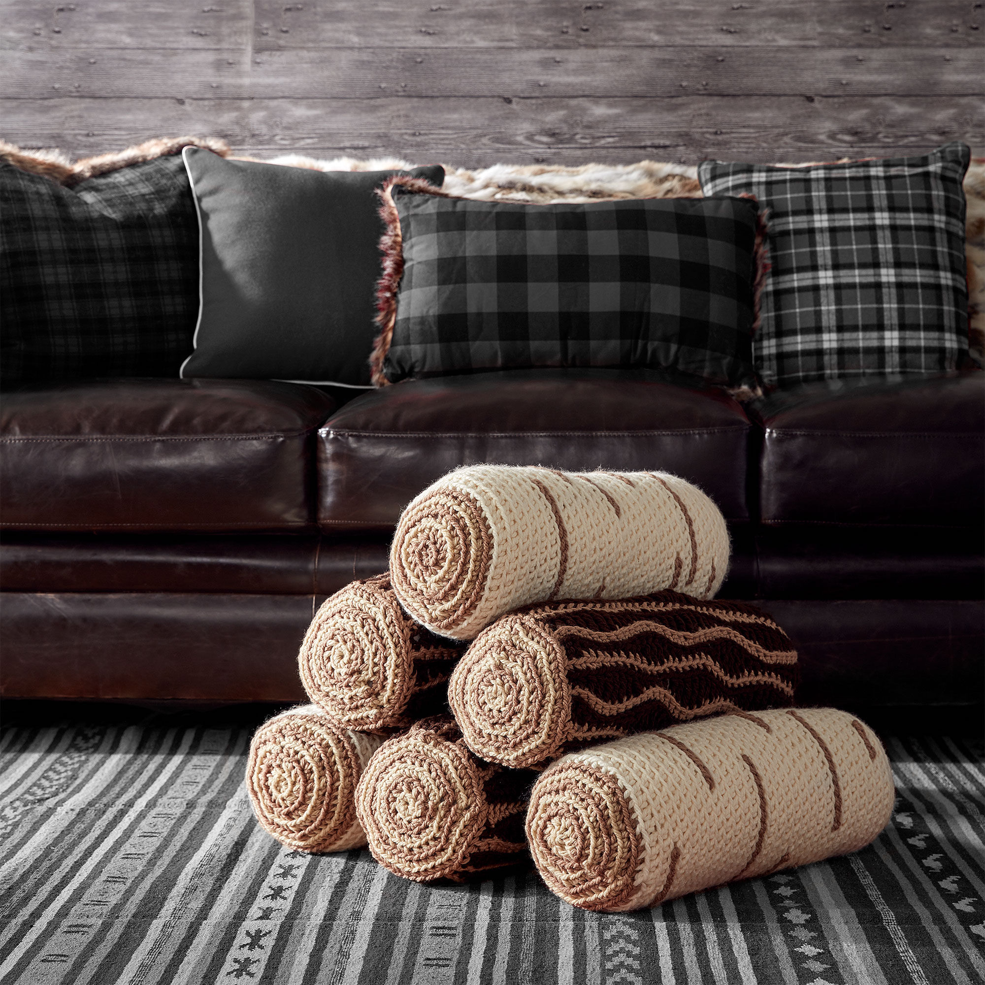 PATRÓN GRATIS Cojines Decorativos «Tronco de Árbol» en Crochet