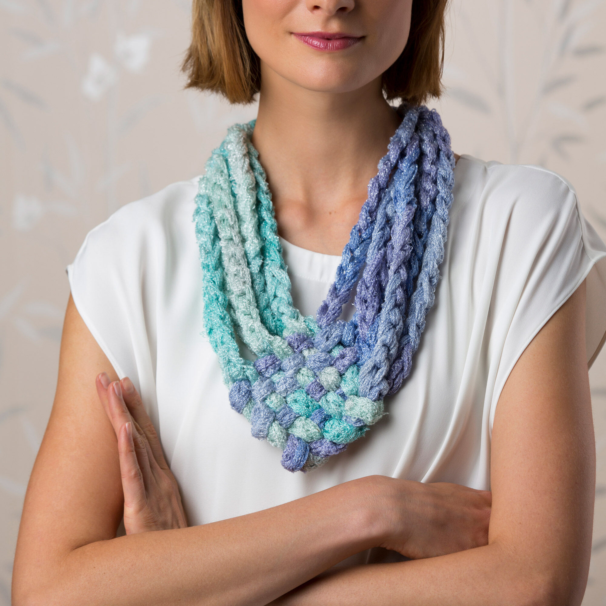 PATRÓN GRATIS Collar Trenzado en Crochet