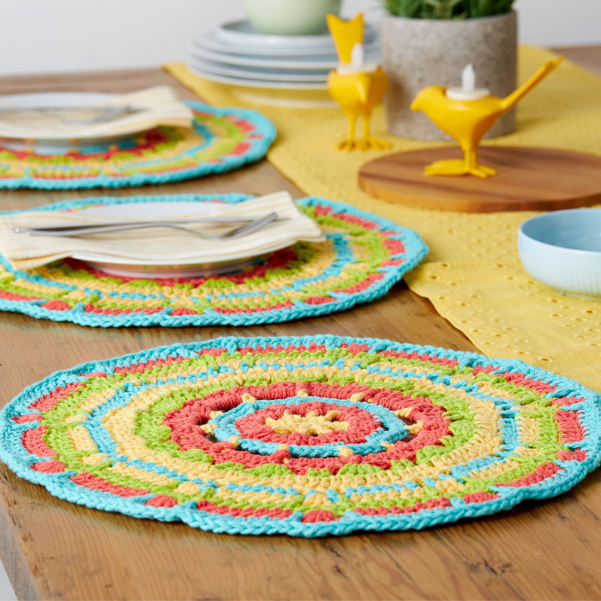 PATRÓN GRATIS Equilibra tus Comidas con estos Hermosos Posa-platos de Mándalas en Crochet