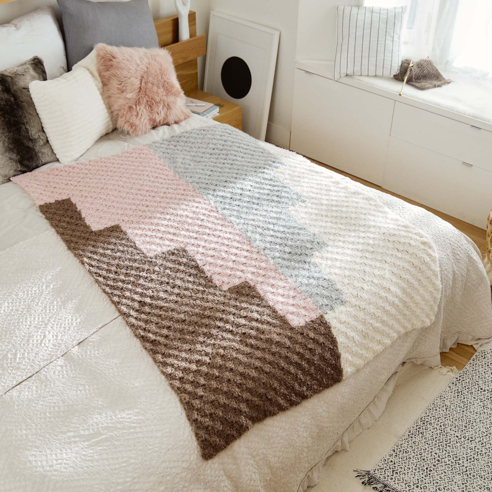 PATRÓN GRATIS Manta Diseño Geométrico en Crochet