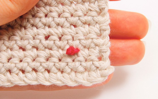 como hacer un nudo frances en crochet paso 04