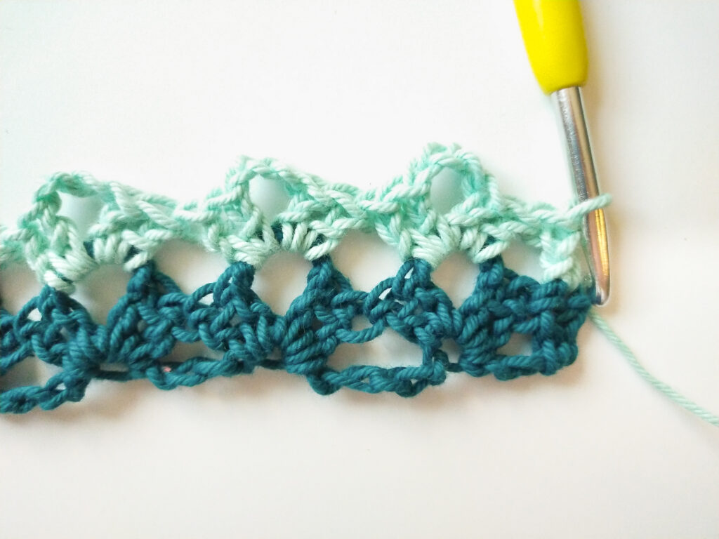 tutorial de punto de crochet de conchas rotas