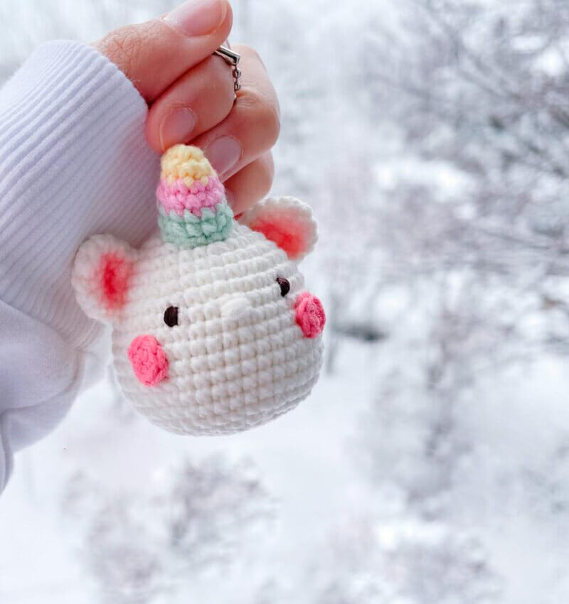 PATRÓN GRATIS Llavero de Unicornio Amigurumi paso a paso