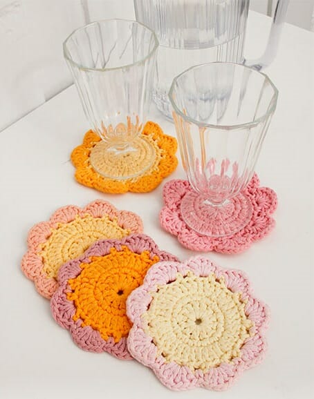 PATRÓN GRATIS Posa Vasos Flores de Primavera a Crochet