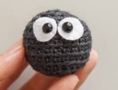 Amigurumi Chibi Totoro PDF Patrón Gratis Paso a Paso