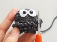 Amigurumi Chibi Totoro PDF Patrón Gratis Paso a Paso