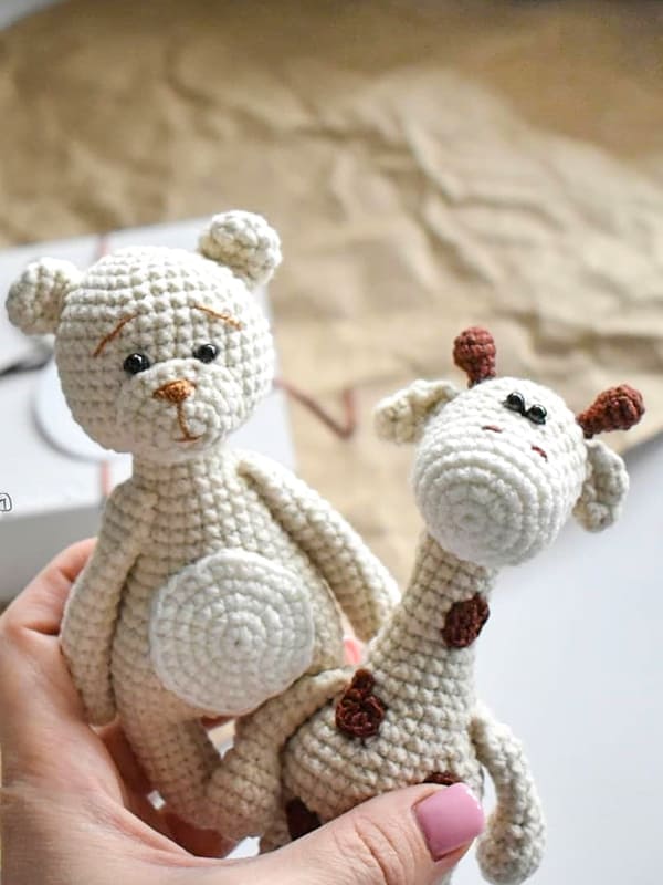 Facil PDF Jirafa Amigurumi Patron Gratis 3