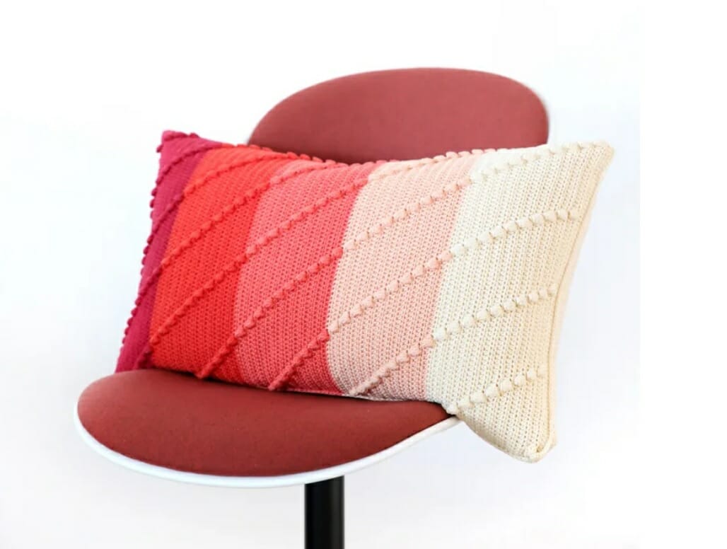 PATRÓN GRATIS Almohadón Caramelo Multicolor en Crochet