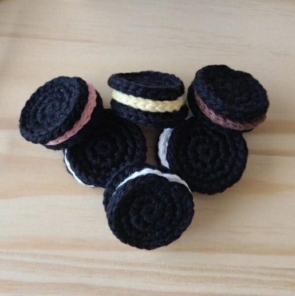 PATRÓN GRATIS Divertidas Galleta Oreo Black a Crochet