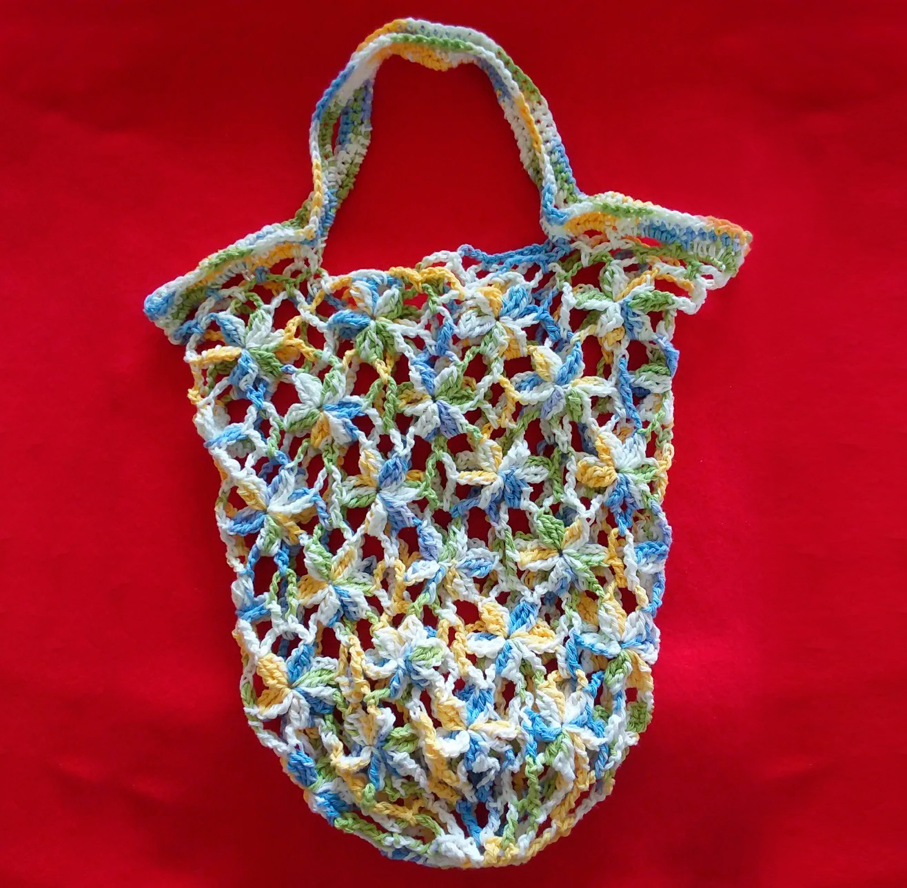 PATRÓN GRATIS Bolso en Punto Flor  a Crochet