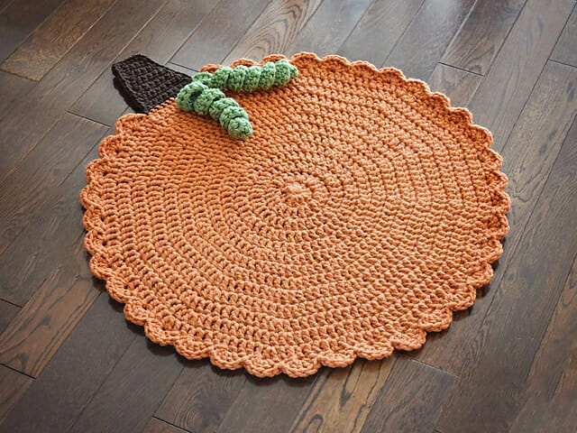 PATRÓN GRATIS Carpeta en Forma de Calabaza a Crochet