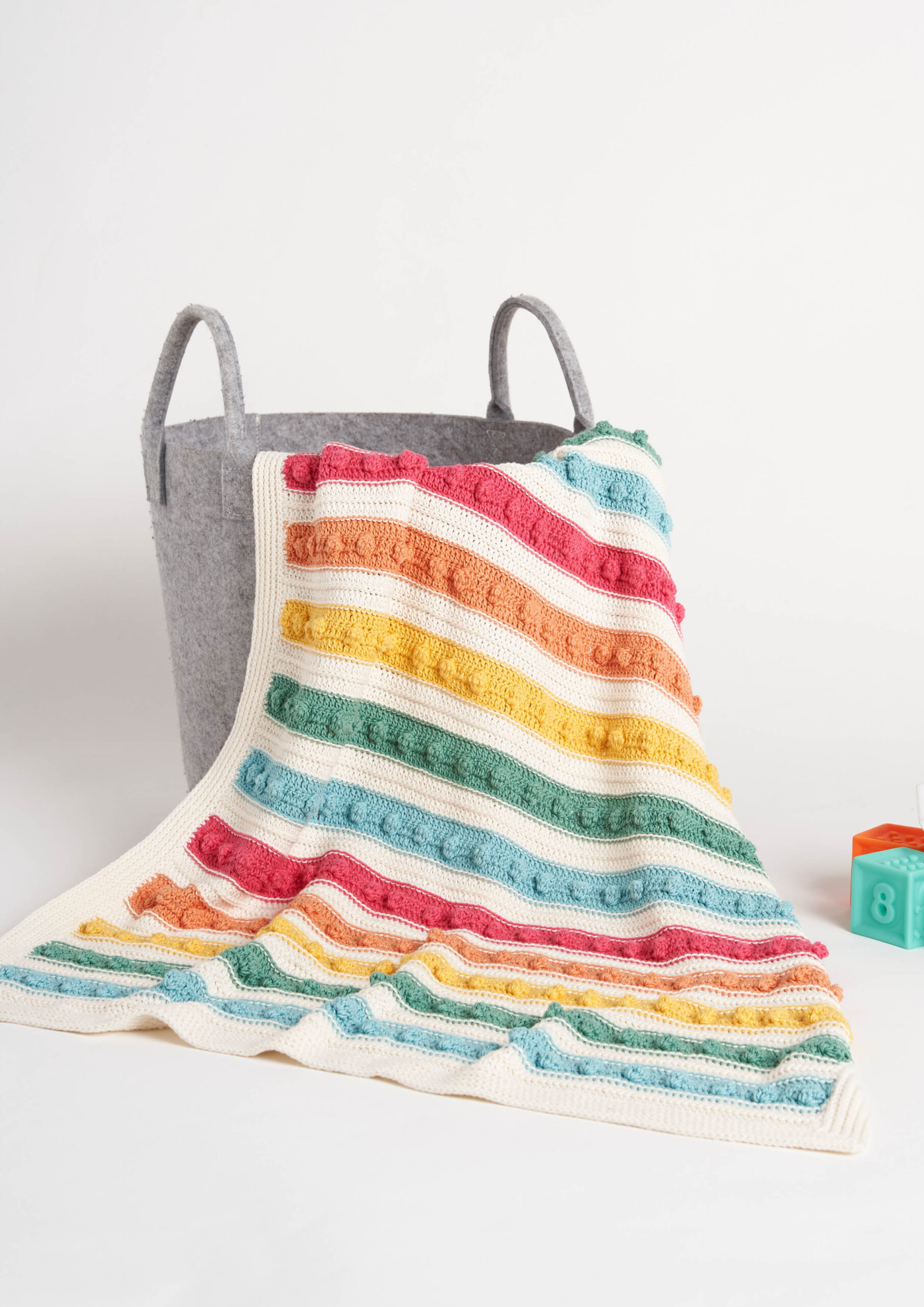 PATRÓN GRATIS Manta Arcoíris en Crochet