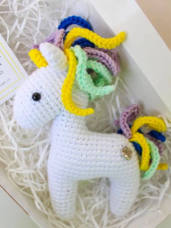 Facil Amigurumi Unicornio Patron Gratis 3