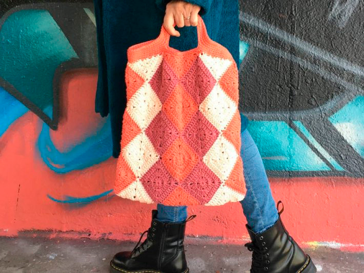 PATRÓN GRATIS Bolsa de Estilo Arlequín en Crochet