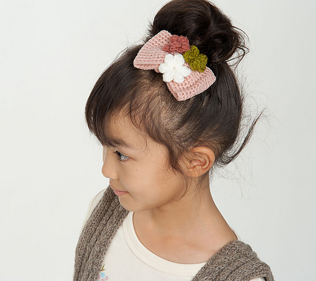 PATRÓN GRATIS Hermoso Lazo para Cabello en Crochet