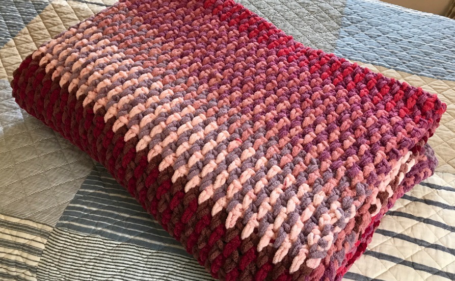 PATRÓN GRATIS Manta de Felpa Celine a Crochet