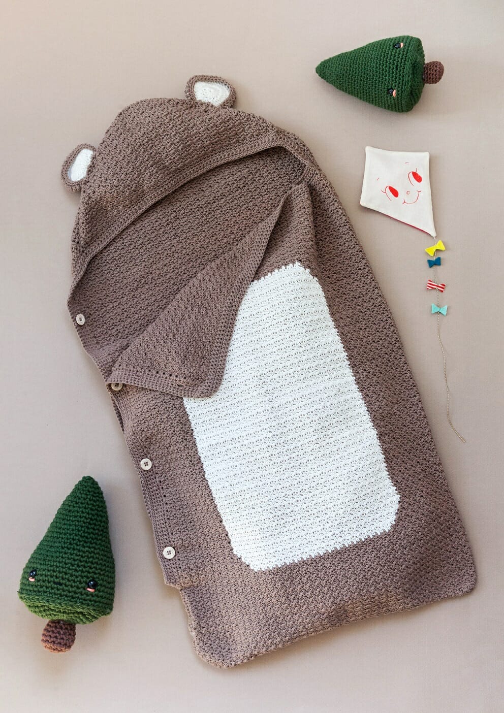 PATRÓN GRATIS Saco de Oso para Bebé a Crochet