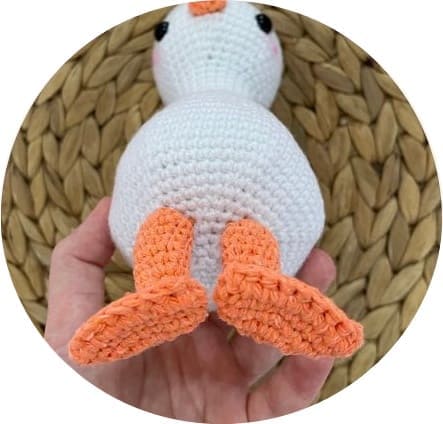 Amigurumi Lindo Ganso PDF Patron Gratis Paso A Paso Piernas