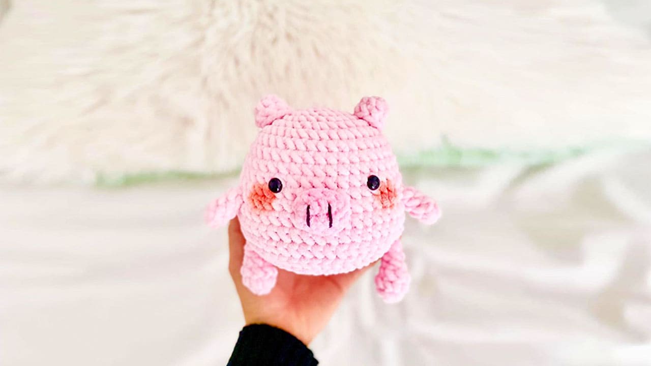 PATRÓN GRATIS Pequeño Cerdo Rizzo Amigurumi paso a paso