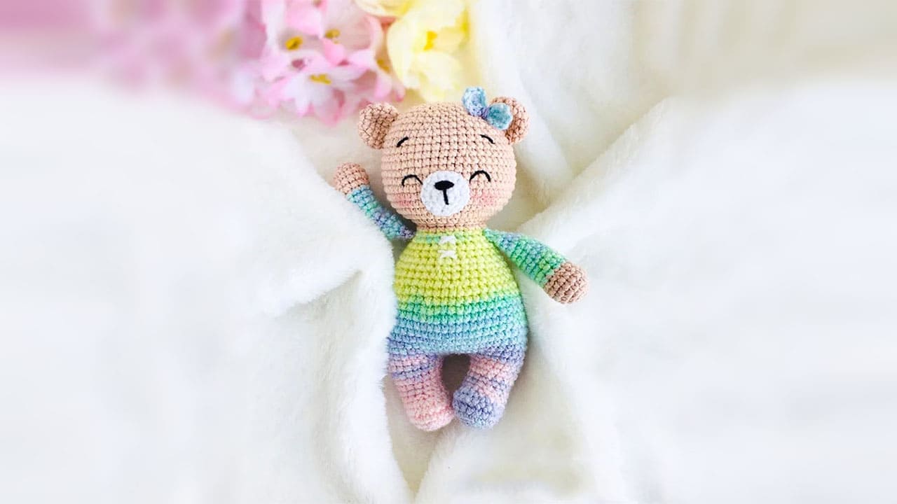 PATRÓN GRATIS Muñeca Osita Yoi Juguete Amigurumi paso a paso