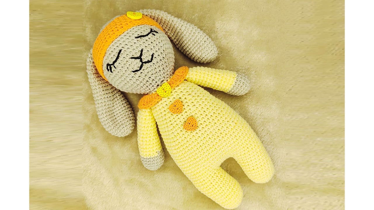 PATRÓN GRATIS Conejita Dormida Nelly Amigurumi paso a paso