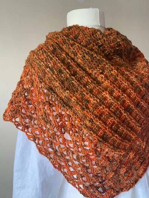 PATRÓN GRATIS Chal Vísperas de Otoño en Crochet