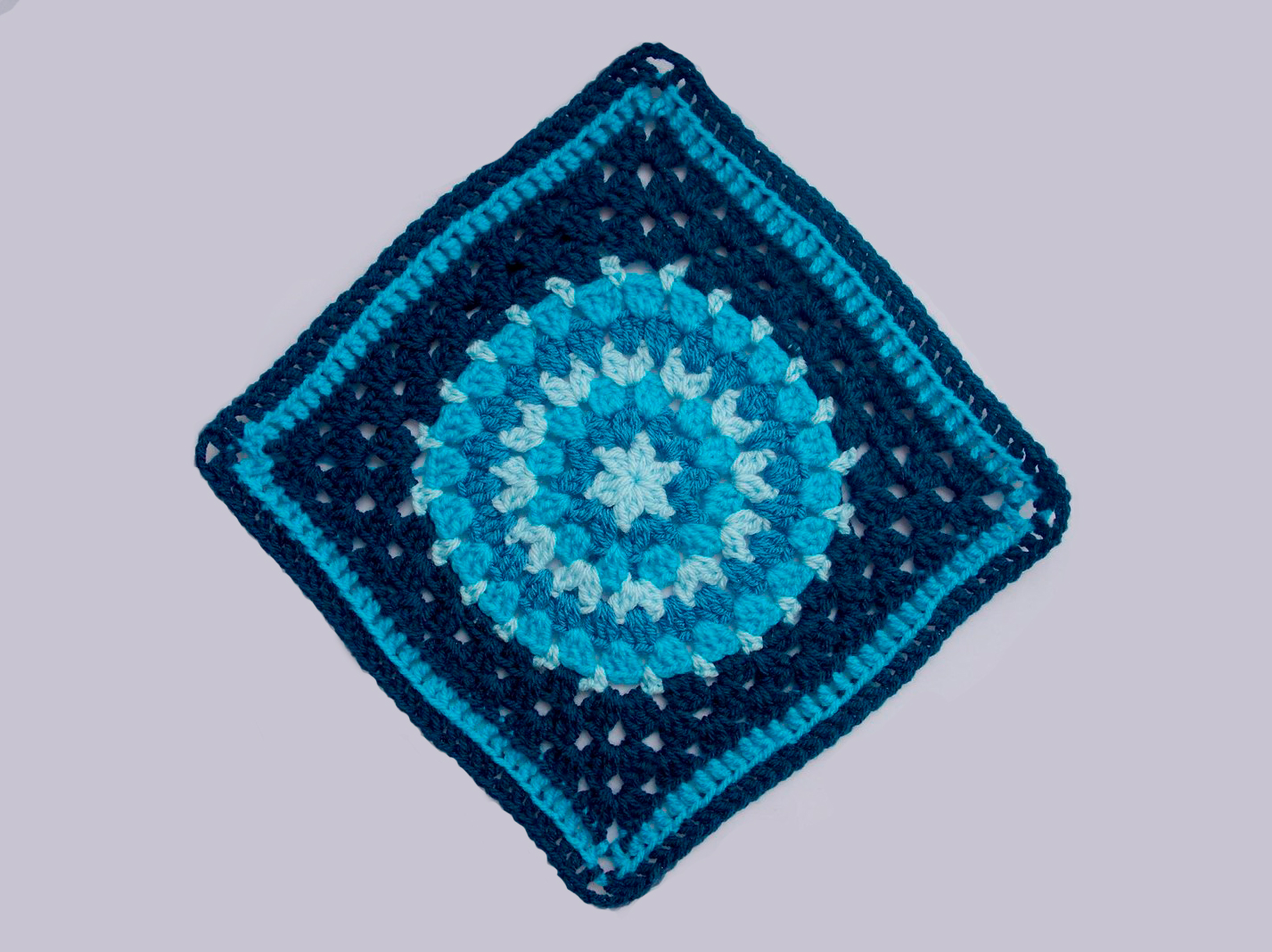 PATRÓN GRATIS Motivo Neptuno en Crochet