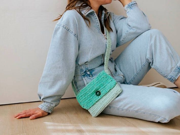 PATRÓN GRATIS Bolsa Chic de Paseos en Crochet