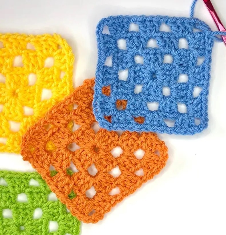 PATRÓN GRATIS Granny Square Tradicional en Crochet