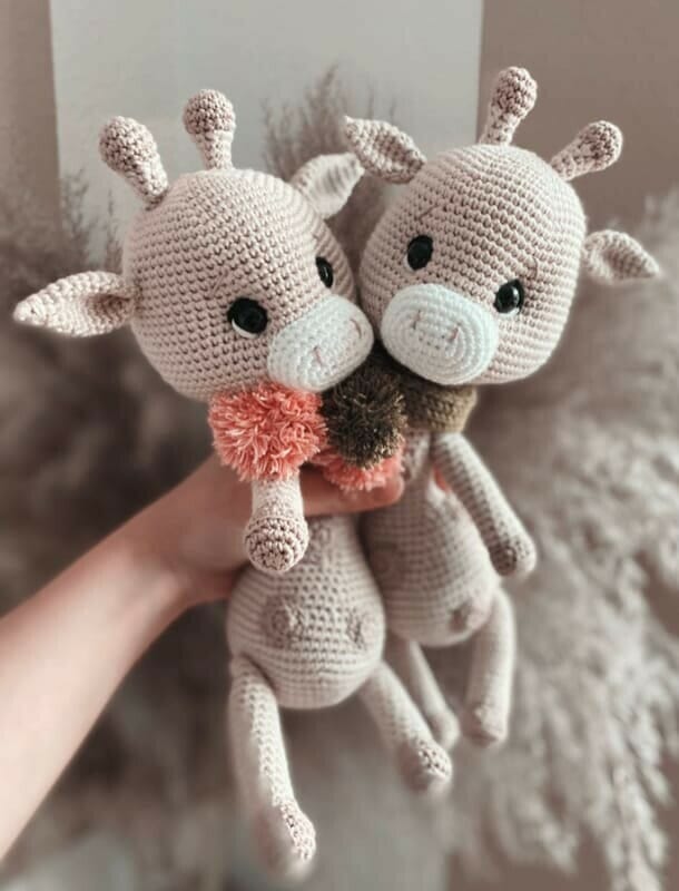 PATRÓN GRATIS Amigurumi Franky Jirafa en Crochet