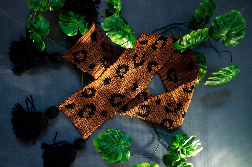 PATRÓN GRATIS Bufanda Animal Print en Crochet