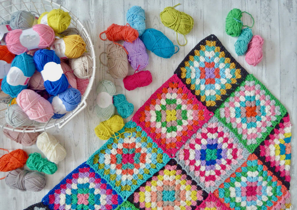 PATRÓN GRATIS Chal de Mosaico en Crochet