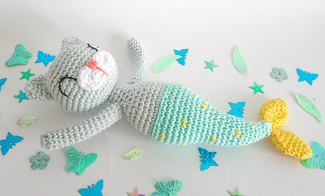 PATRÓN GRATIS Gato-Sirena Juguete en Amigurumi