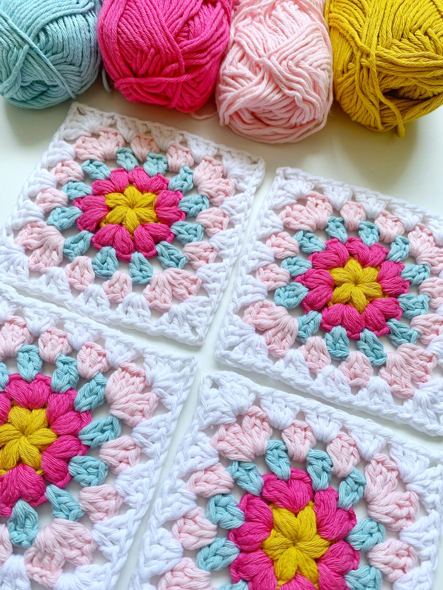 PATRÓN GRATIS Motivo Granny Luz Lunar en Crochet