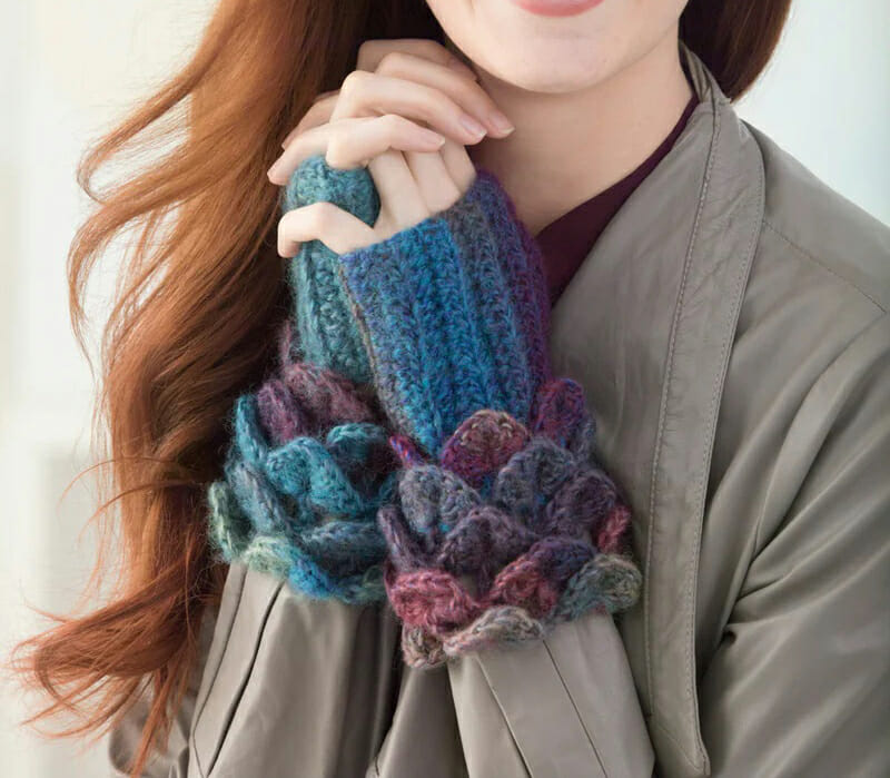 PATRÓN GRATIS Guantes en Punto de Cocodrilo a Crochet