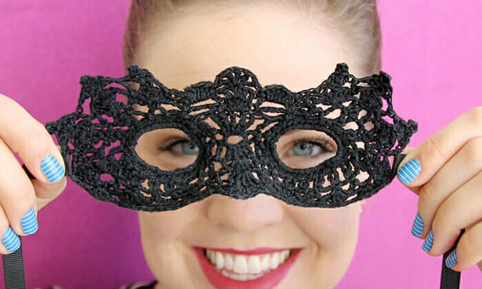 PATRÓN GRATIS Máscara Blackface en Crochet