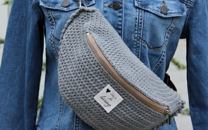 PATRÓN GRATIS Riñonera Vintage en Crochet