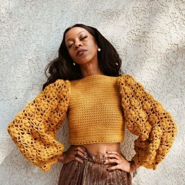 PATRÓN GRATIS Top con Mangas Retro en Crochet