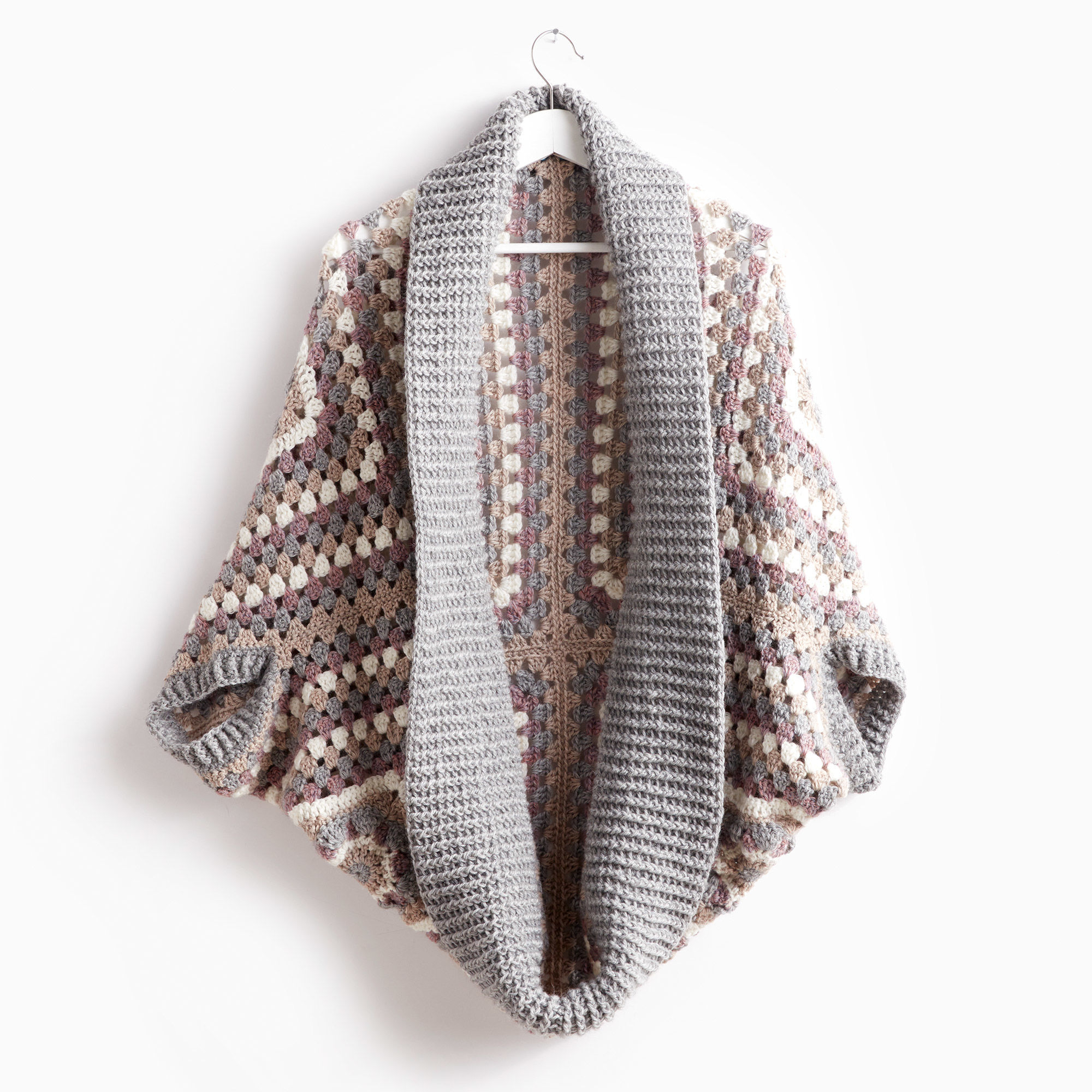 PATRÓN GRATIS Cárdigan Grannys XXL en Crochet