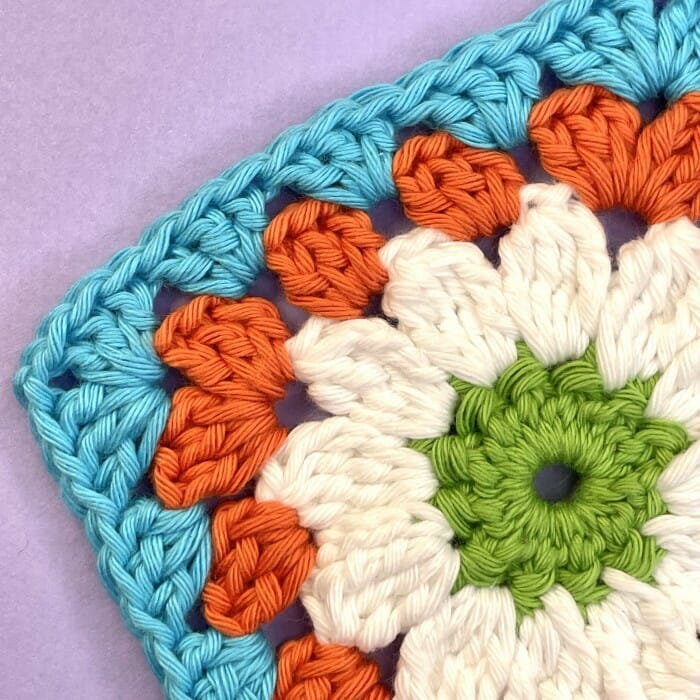 PATRÓN GRATIS Granny Flor de Margarita en Crochet